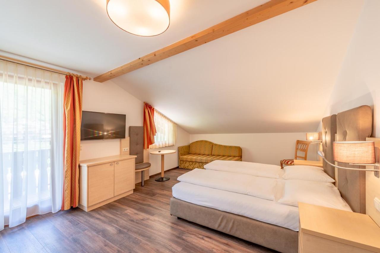 Hotel Christine Гаргацоне Екстериор снимка