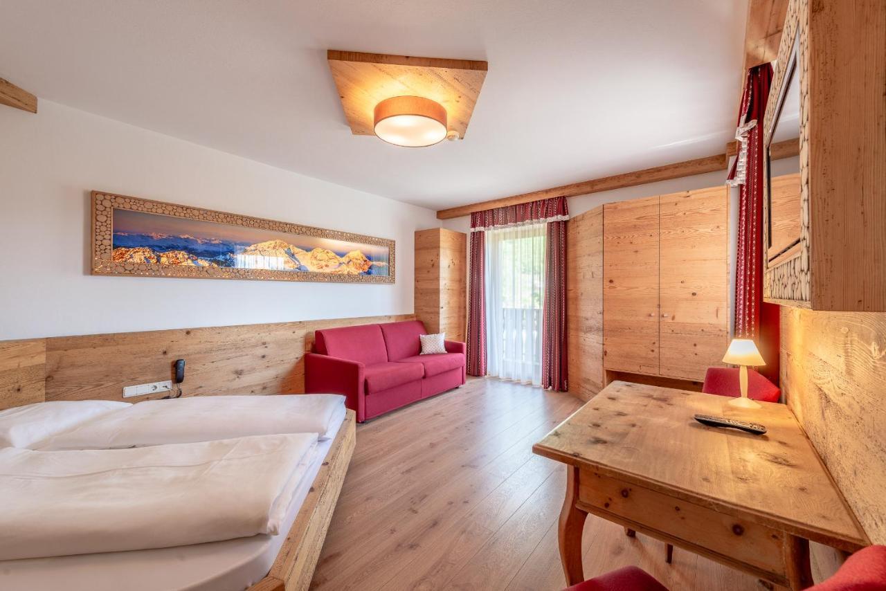 Hotel Christine Гаргацоне Екстериор снимка