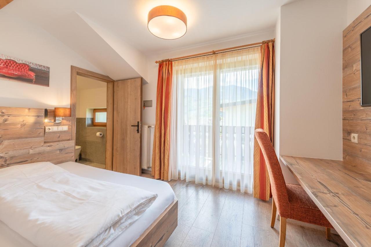Hotel Christine Гаргацоне Екстериор снимка