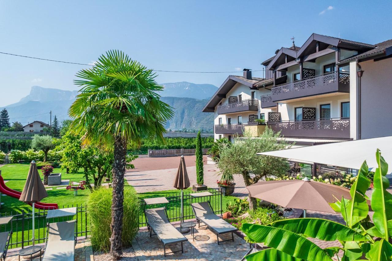 Hotel Christine Гаргацоне Екстериор снимка