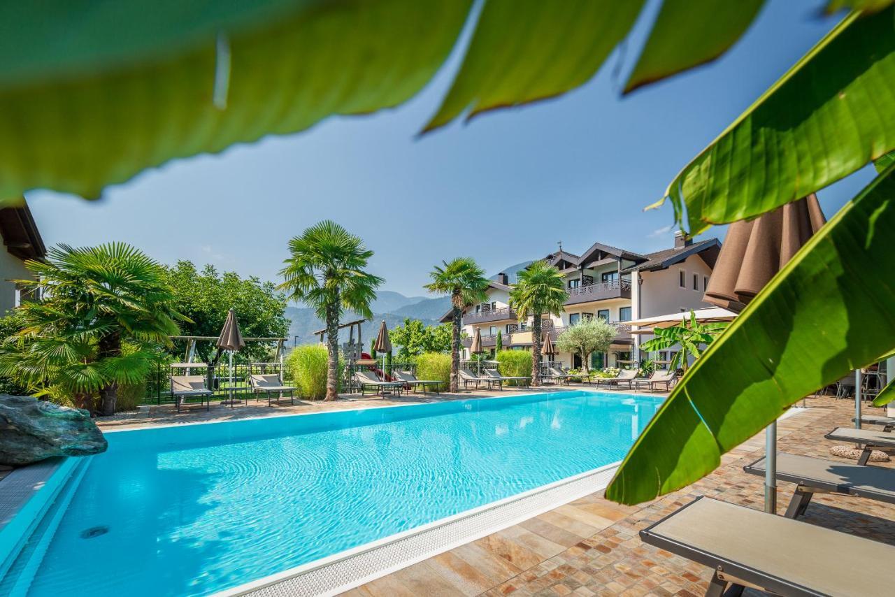 Hotel Christine Гаргацоне Екстериор снимка