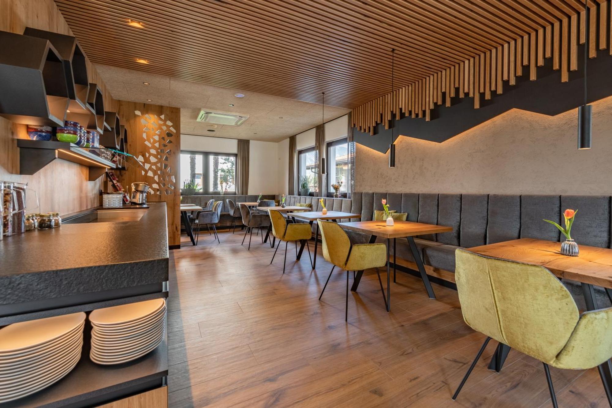 Hotel Christine Гаргацоне Екстериор снимка