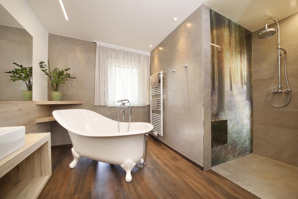 Hotel Christine Гаргацоне Екстериор снимка
