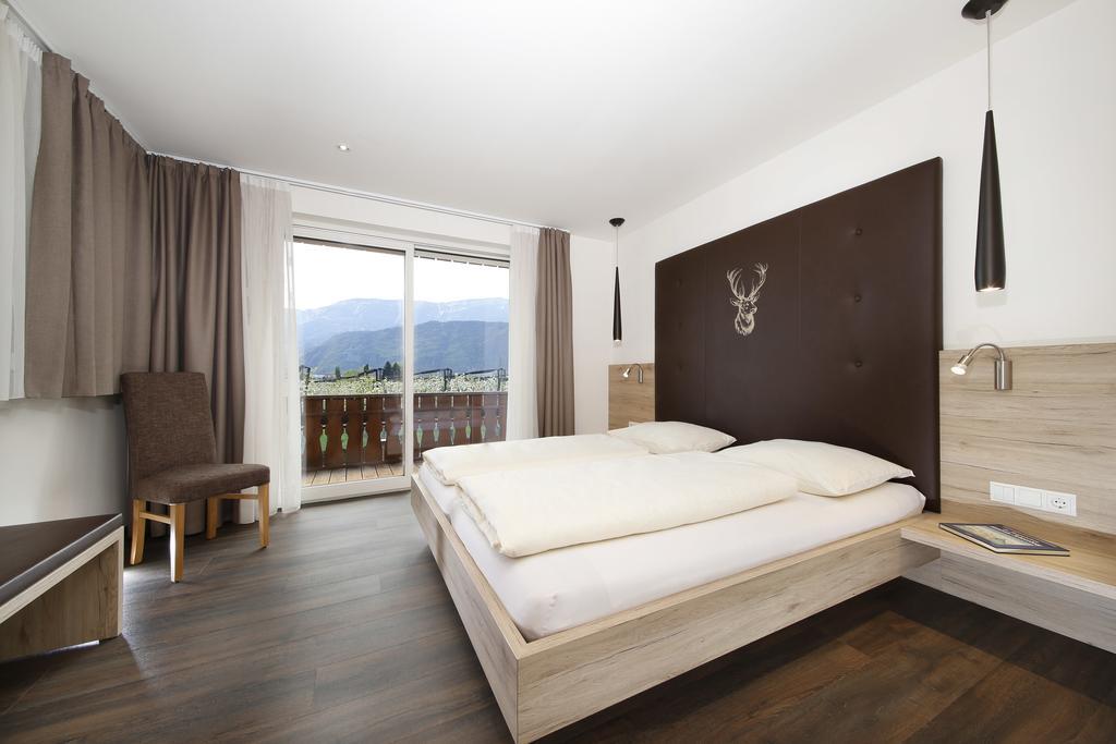 Hotel Christine Гаргацоне Екстериор снимка